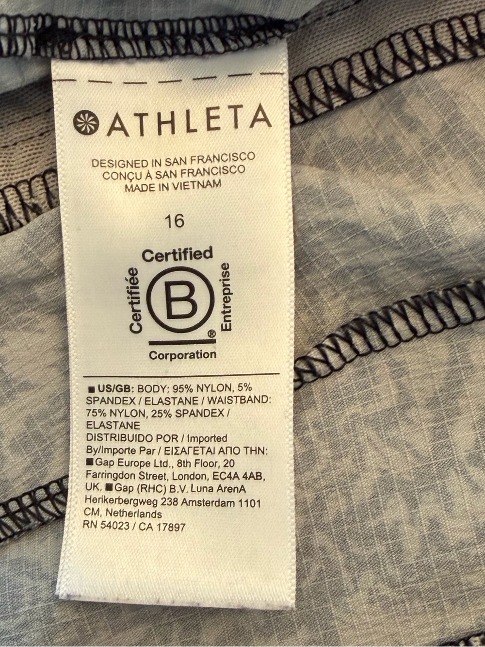 Athleta Trekkie shorts Black and Mauve Patterned Athletic Shorts Size 16 - Picture 5 of 8